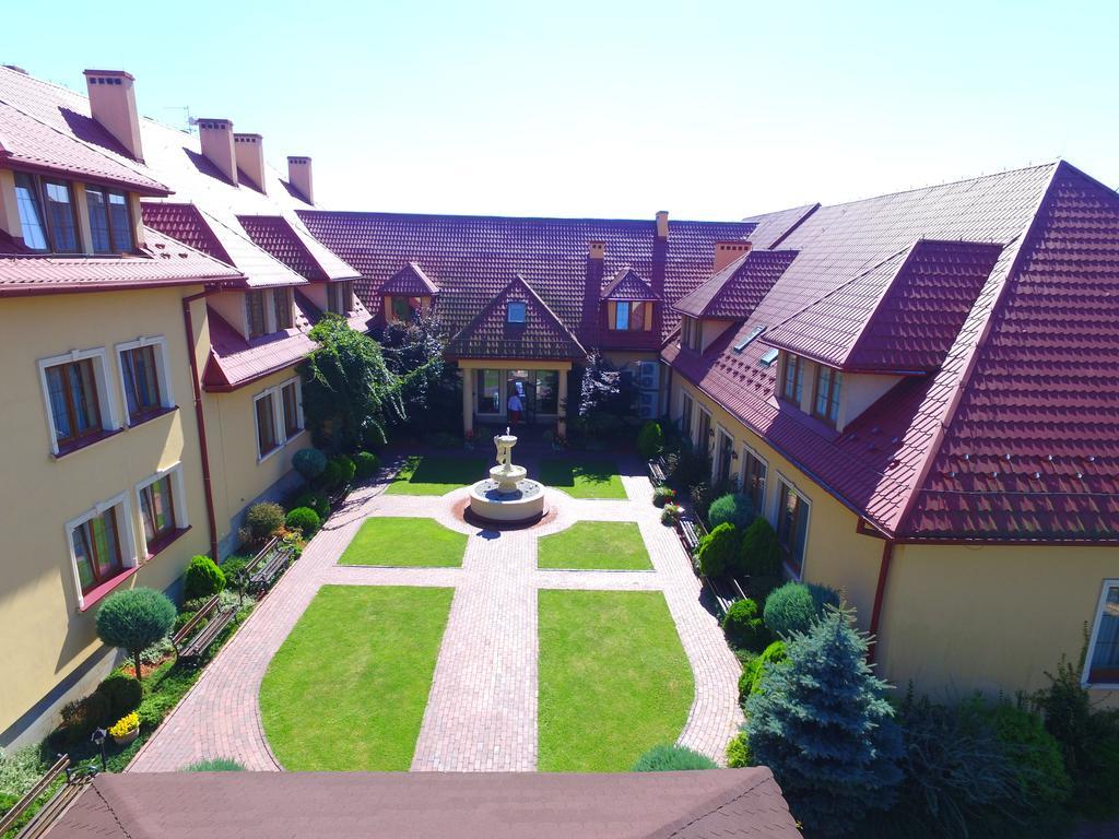 Hotel Wellness & Spa Nowy Dwor Rzeszow Exterior photo